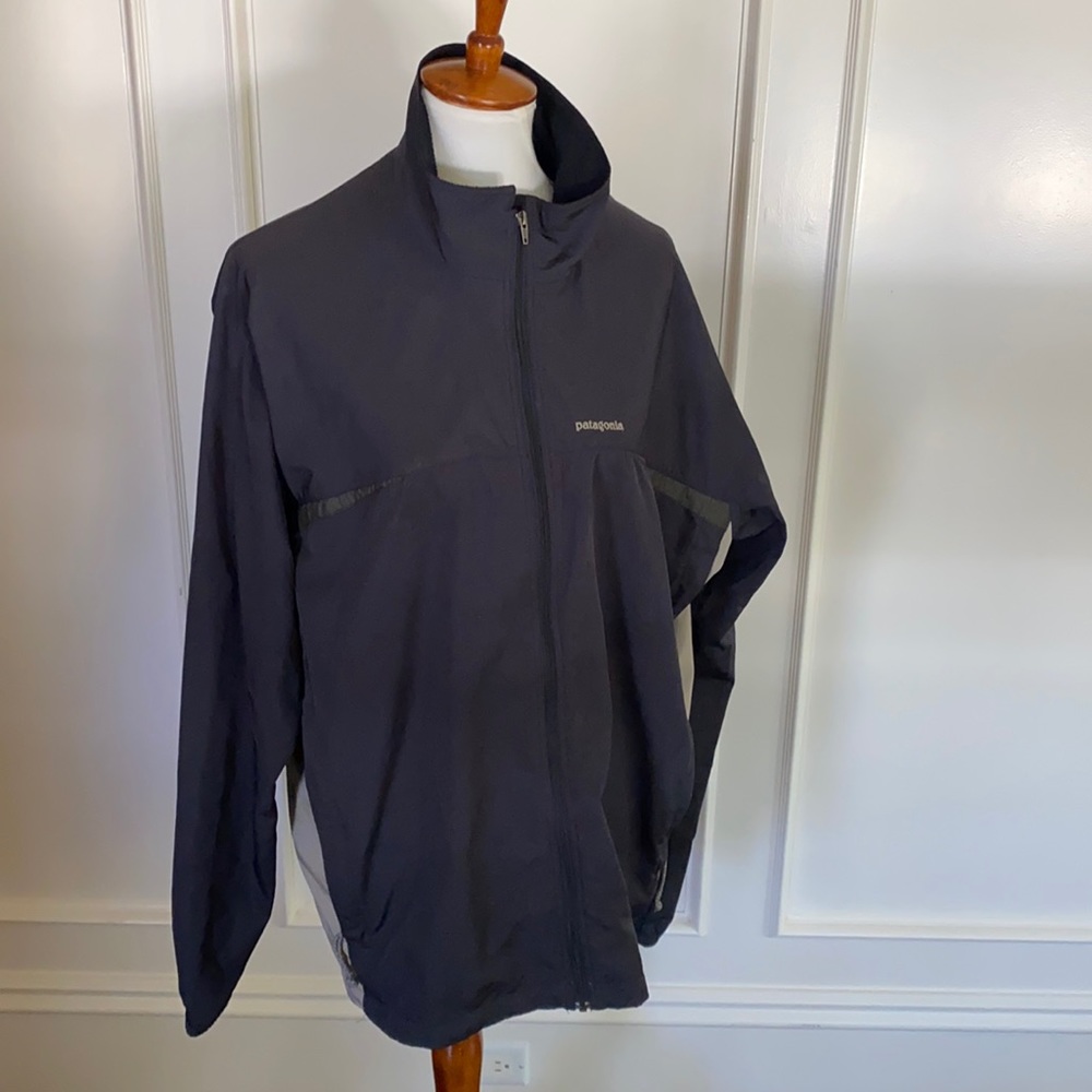 Men’s Patagonia ventilation jacket - Picture 2 of 7